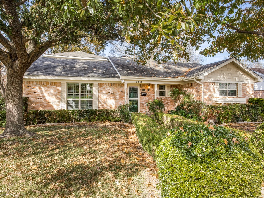 3811 Douglas Drive Garland TX 75041