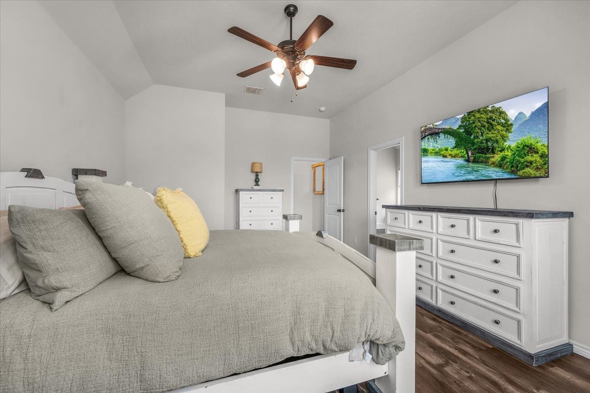 1012 Whitetail Court Joshua TX 76058