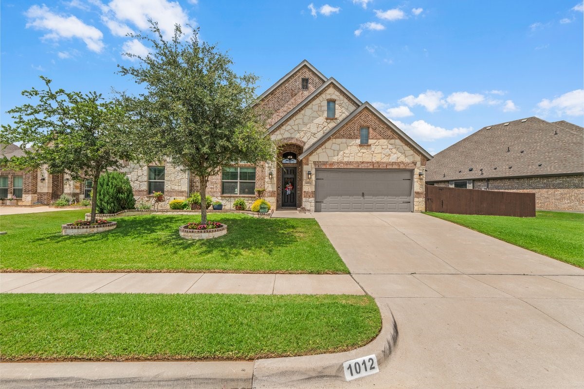 1012 Whitetail Court Joshua TX 76058