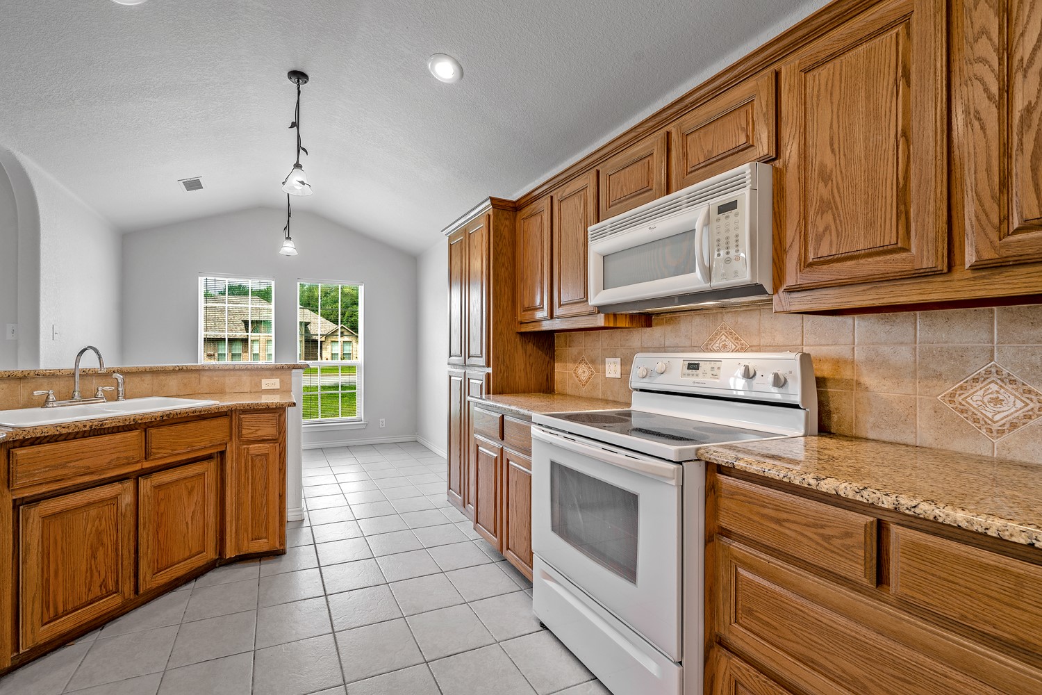 167 Chrissa Drive Pottsboro TX 75076
