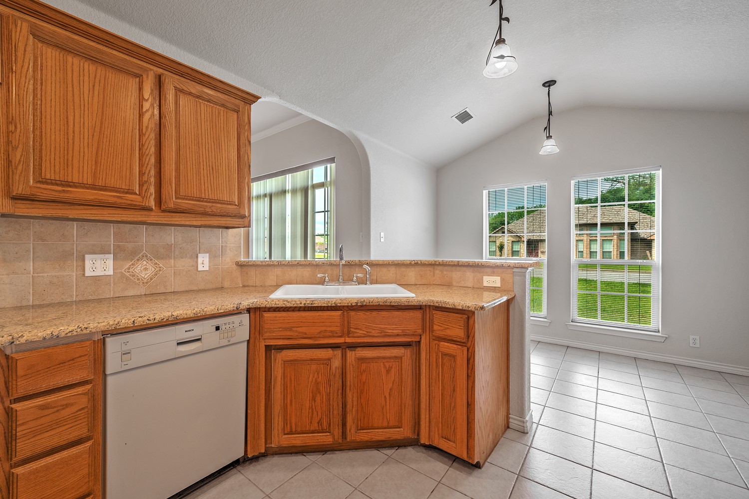 167 Chrissa Drive Pottsboro TX 75076