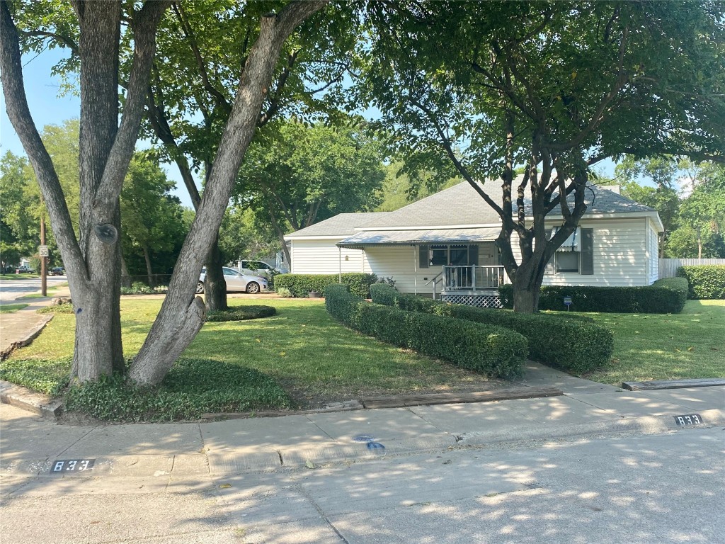 833 Magnolia Drive Garland TX 75040