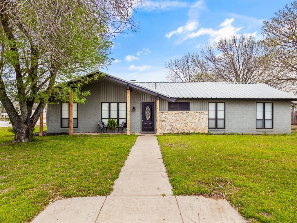 1701 Lamar Street Mineral Wells TX 76067