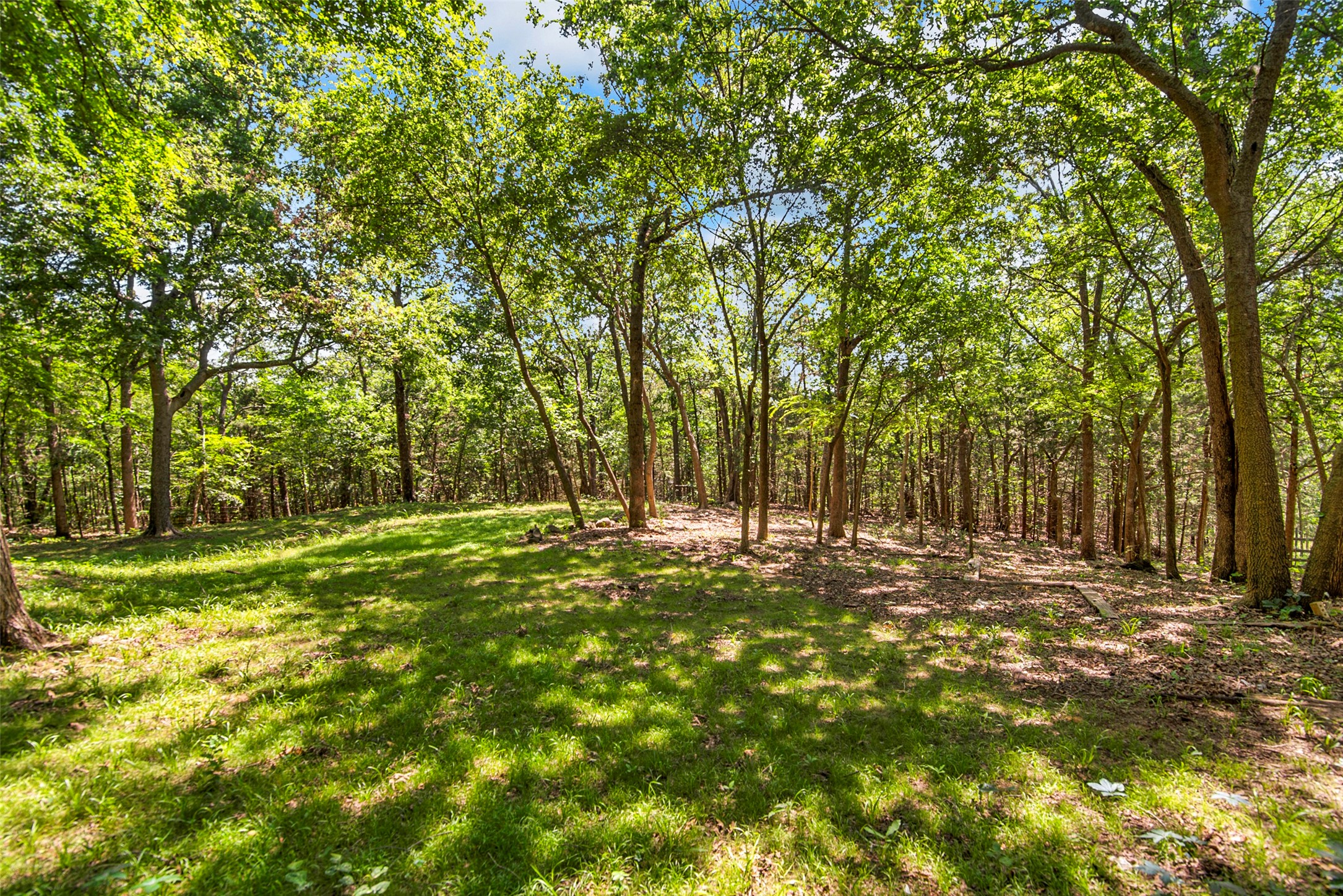 566 Stagecoach Trail Denison TX 75021