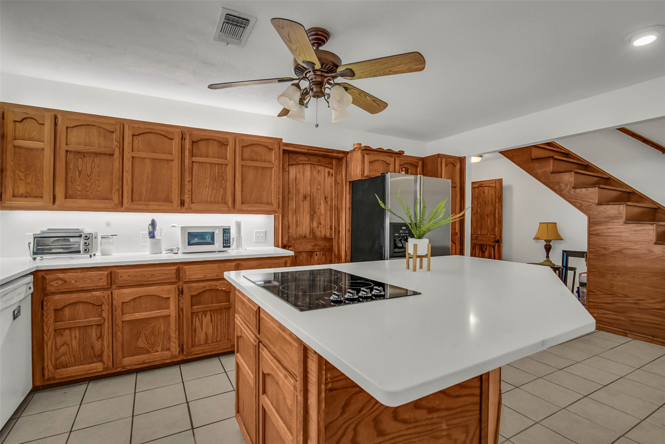 566 Stagecoach Trail Denison TX 75021