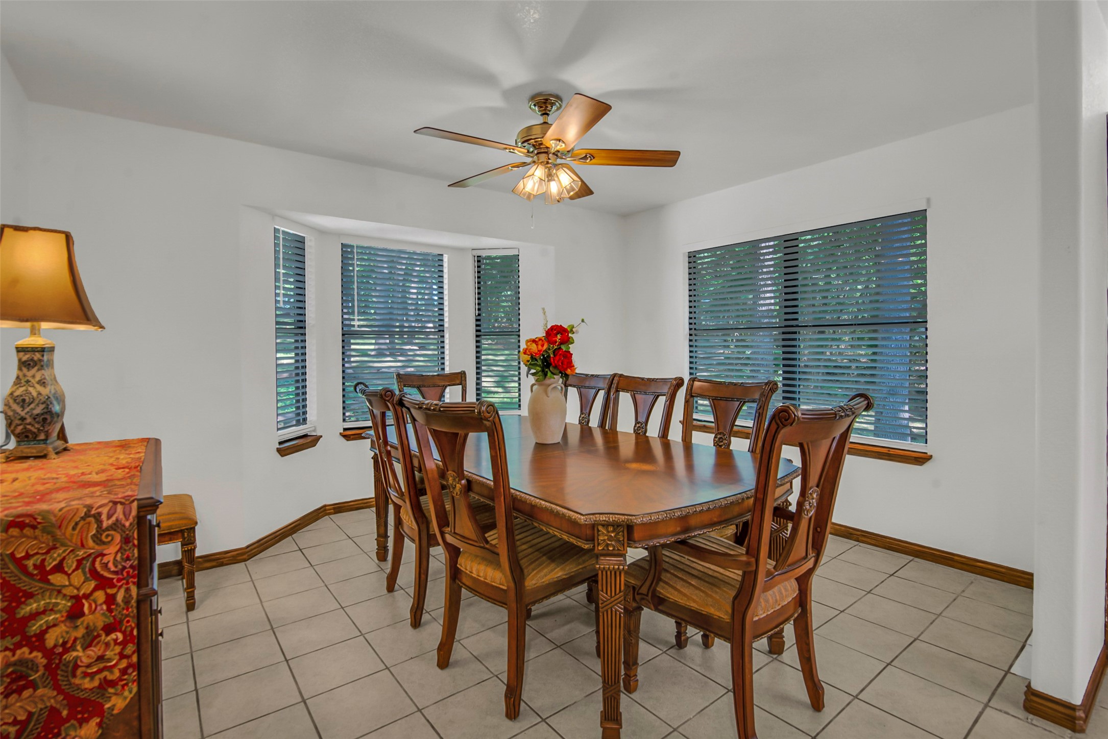 566 Stagecoach Trail Denison TX 75021