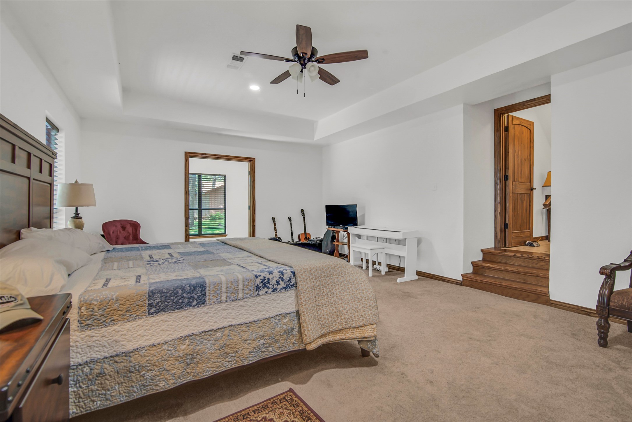 566 Stagecoach Trail Denison TX 75021