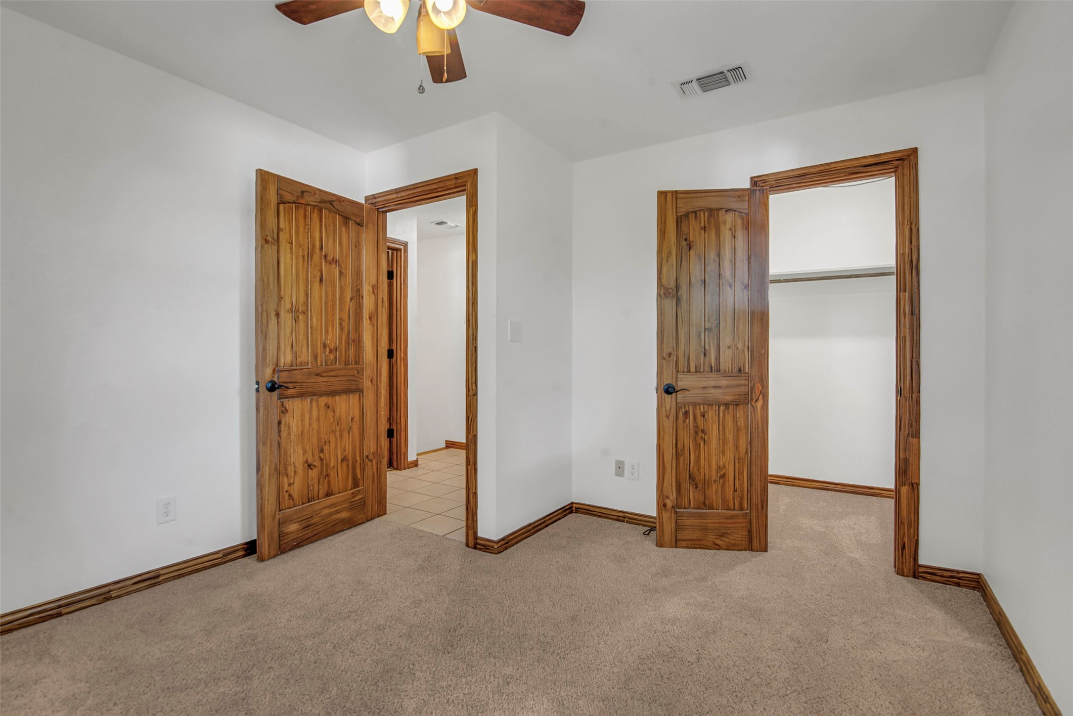 566 Stagecoach Trail Denison TX 75021