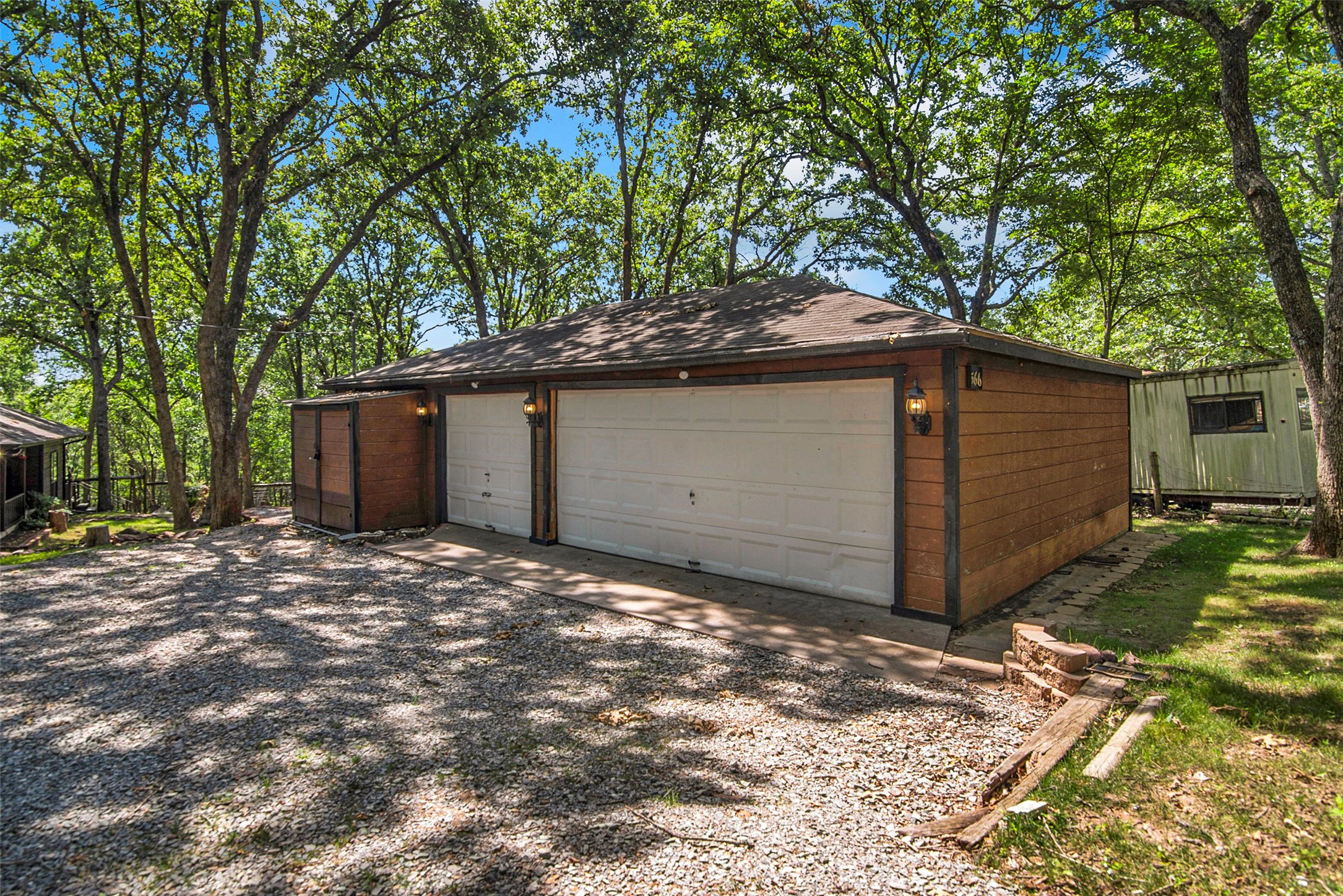 566 Stagecoach Trail Denison TX 75021