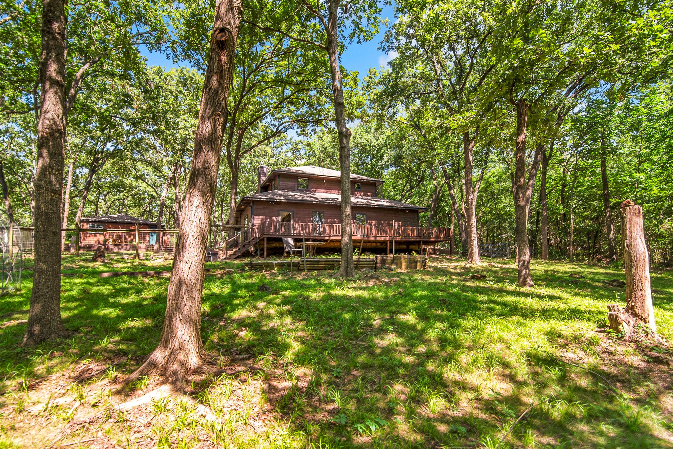 566 Stagecoach Trail Denison TX 75021