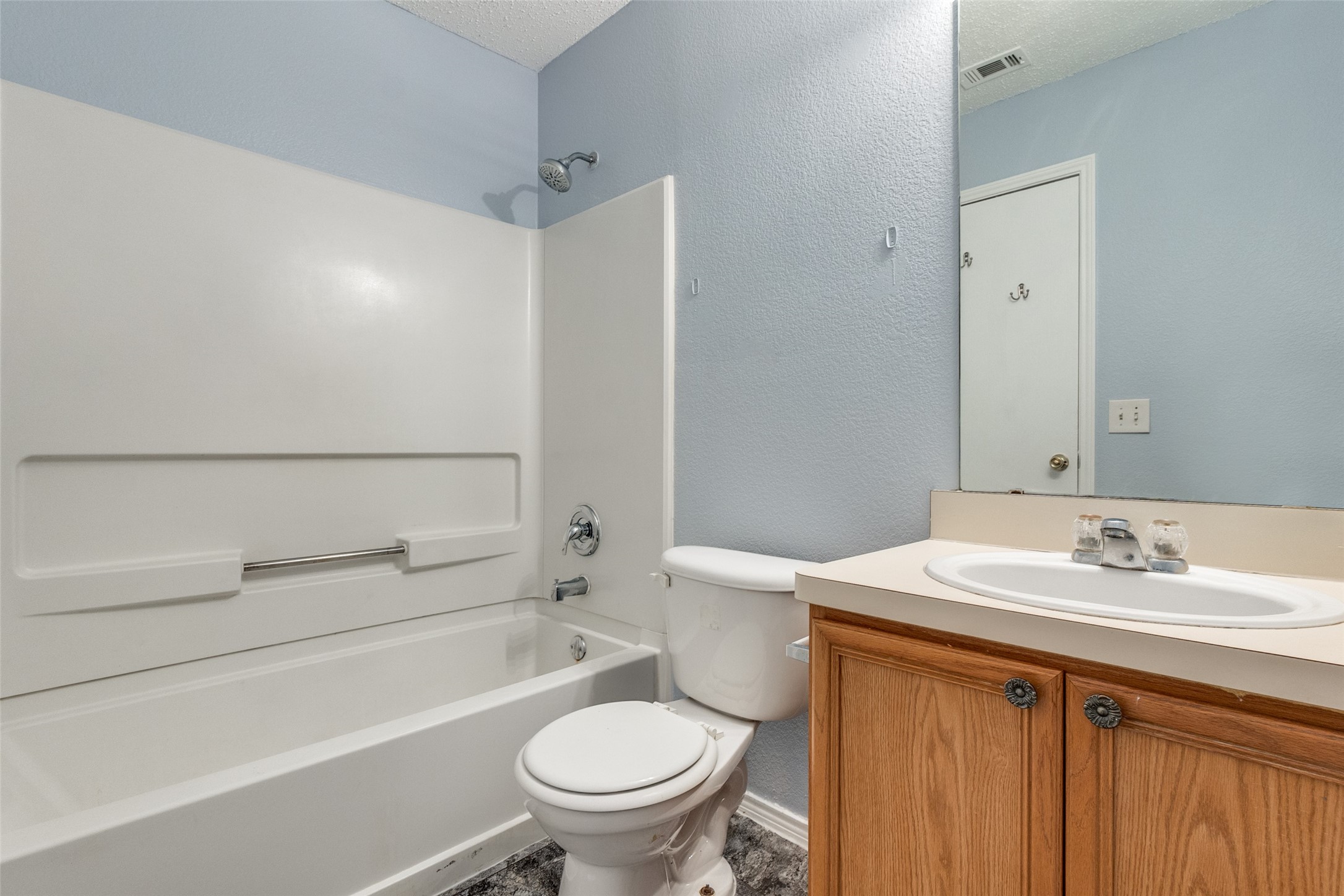 1338 Hardned Lane Dallas TX 75217