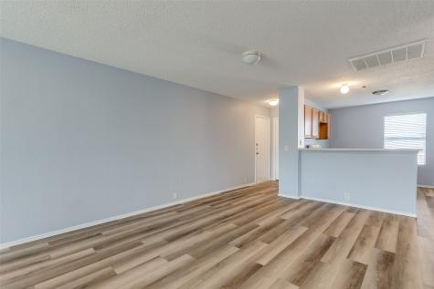 1338 Hardned Lane Dallas TX 75217