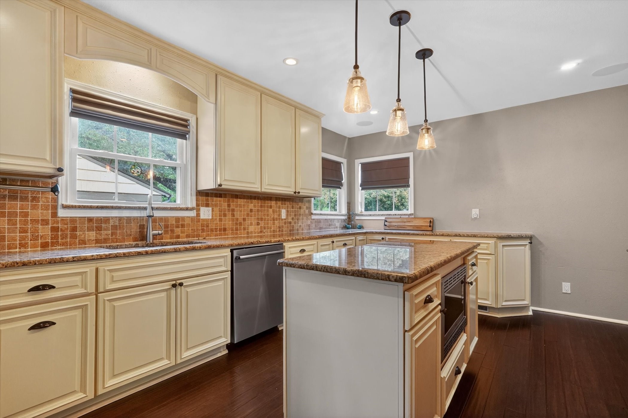 3618 S Hills Avenue Fort Worth TX 76109