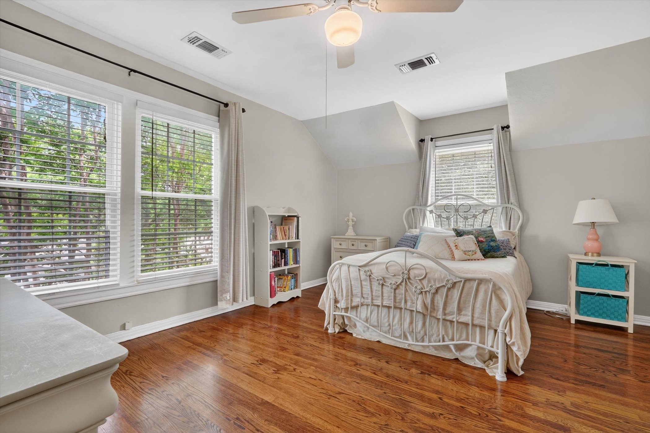 3618 S Hills Avenue Fort Worth TX 76109