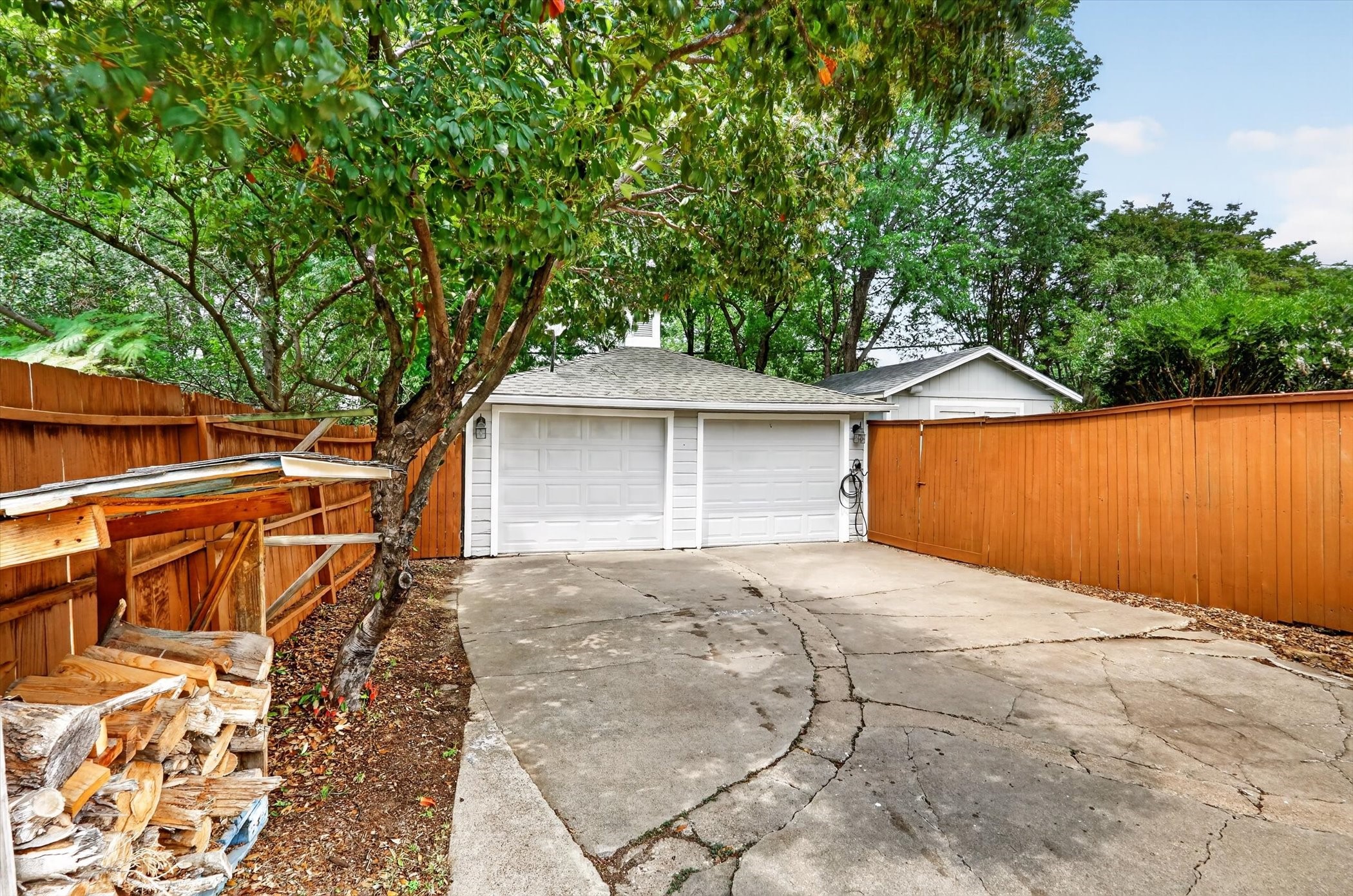 3618 S Hills Avenue Fort Worth TX 76109