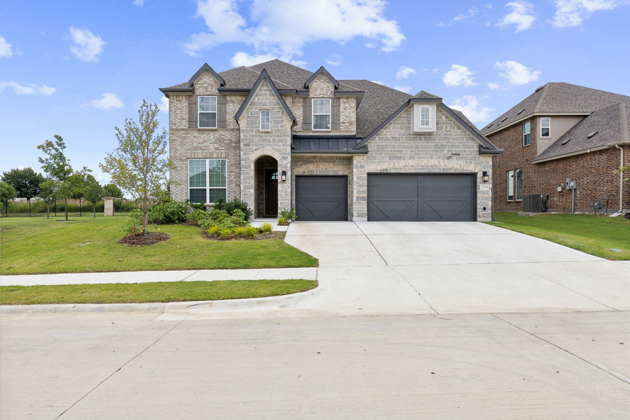 2316 Lannister Street Mansfield TX 76063