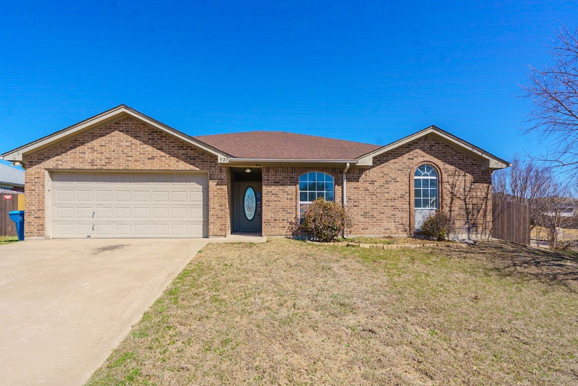 527 E Oak Street Aledo TX 76008