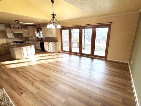 1010 W Moss Street Eastland TX 76448