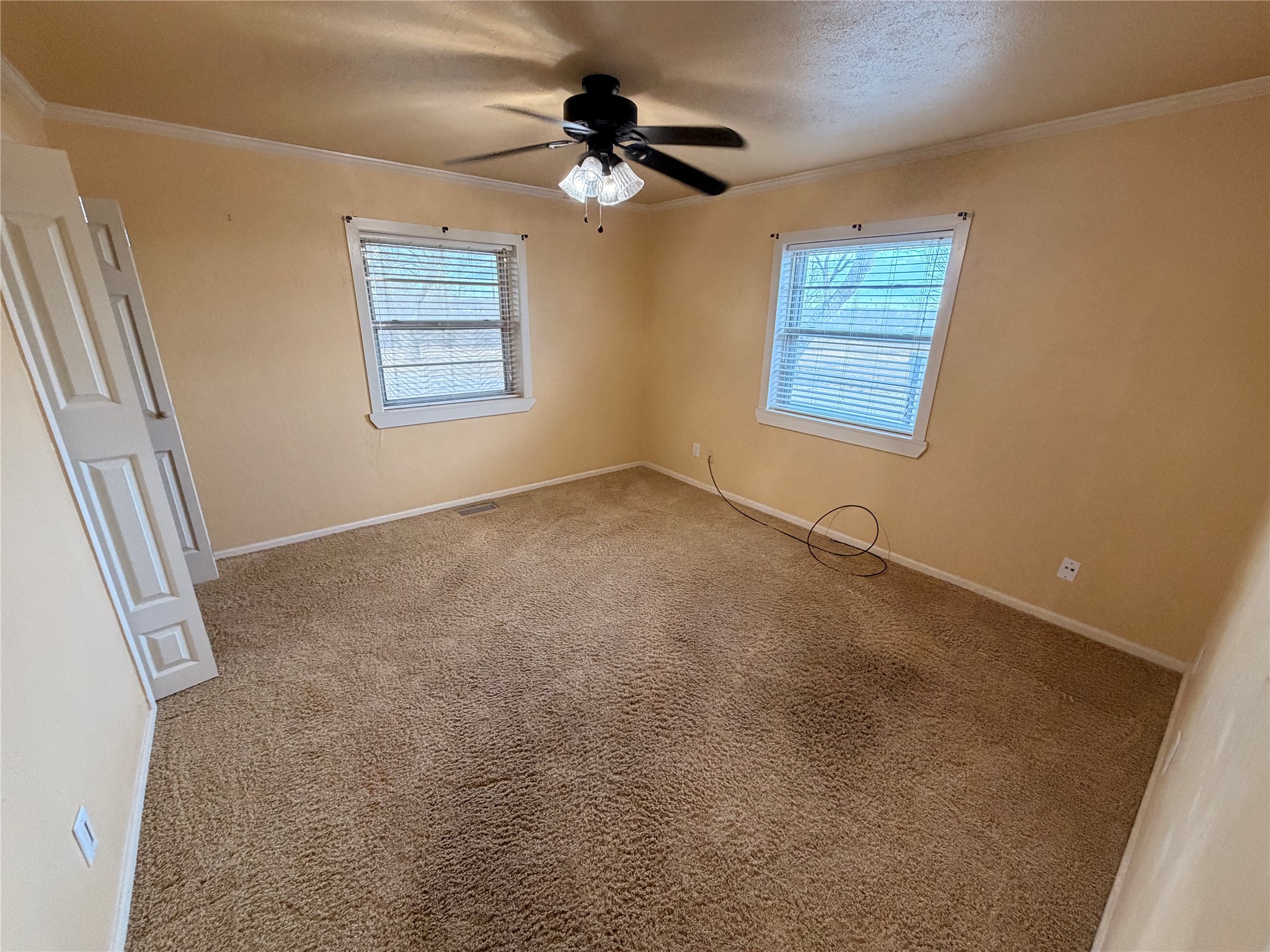 1010 W Moss Street Eastland TX 76448