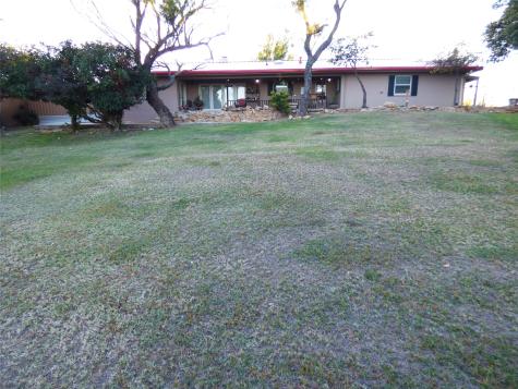 1010 W Moss Street Eastland TX 76448