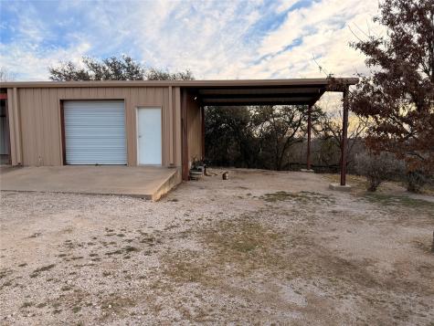 1010 W Moss Street Eastland TX 76448