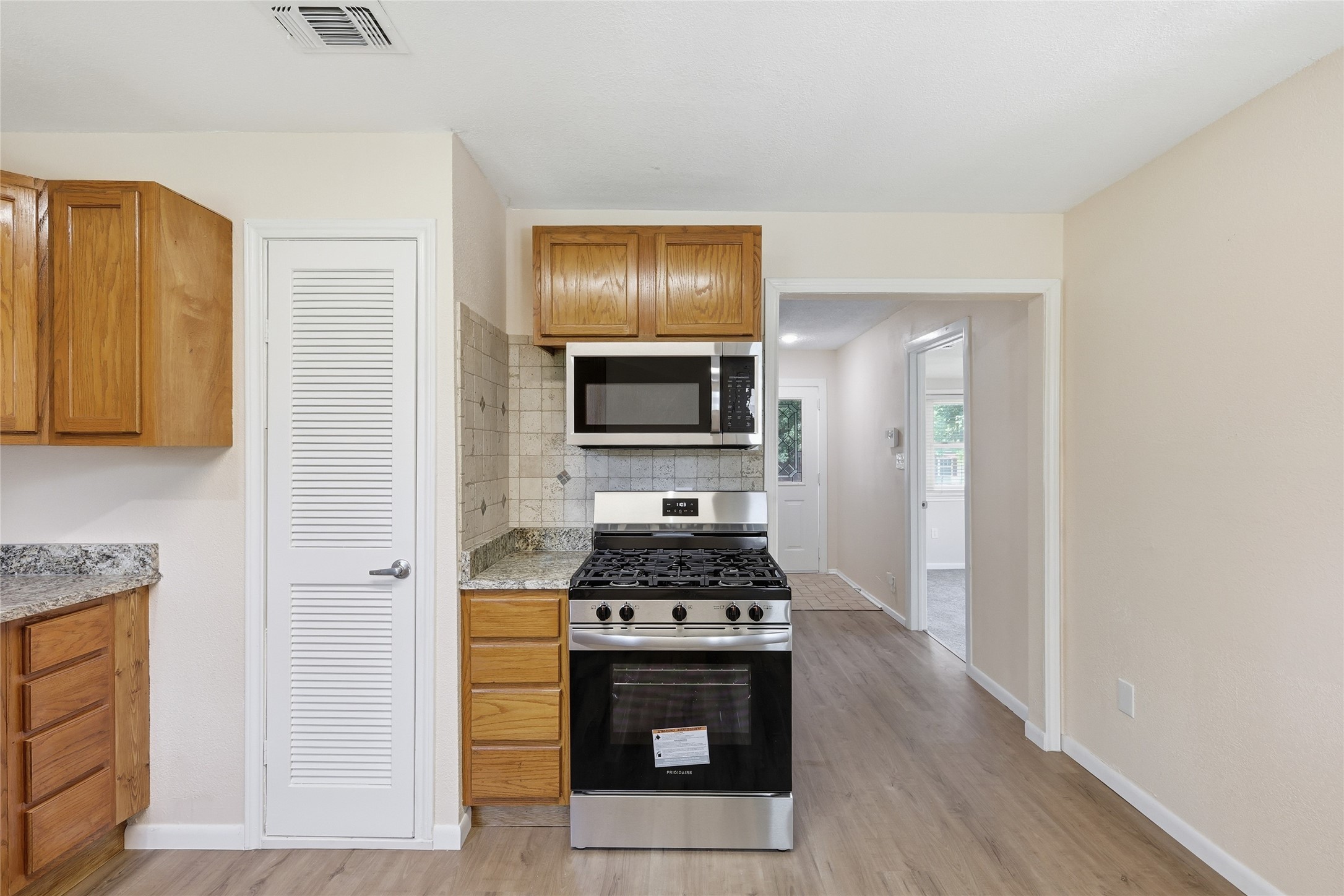807 Highland Drive Arlington TX 76010