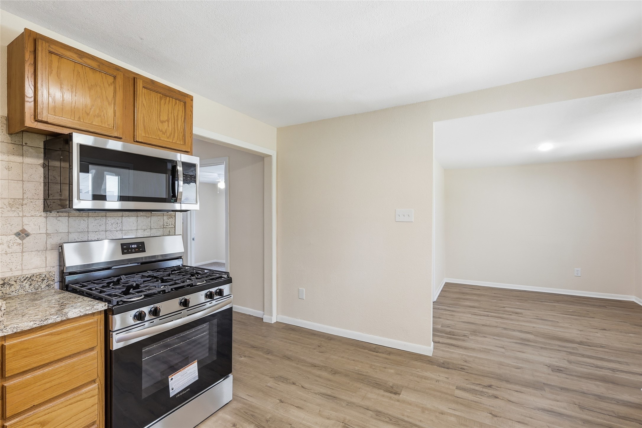 807 Highland Drive Arlington TX 76010
