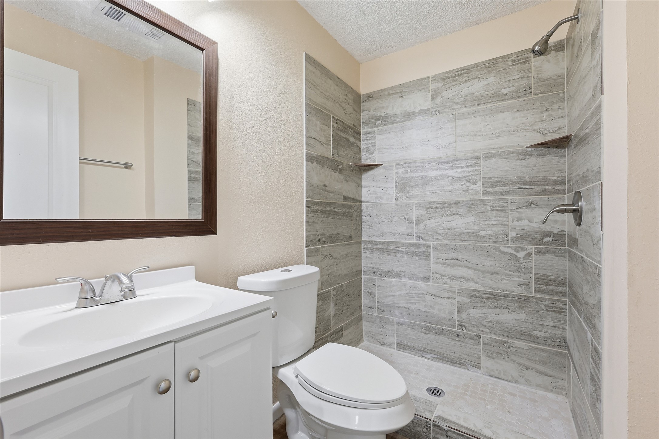 807 Highland Drive Arlington TX 76010
