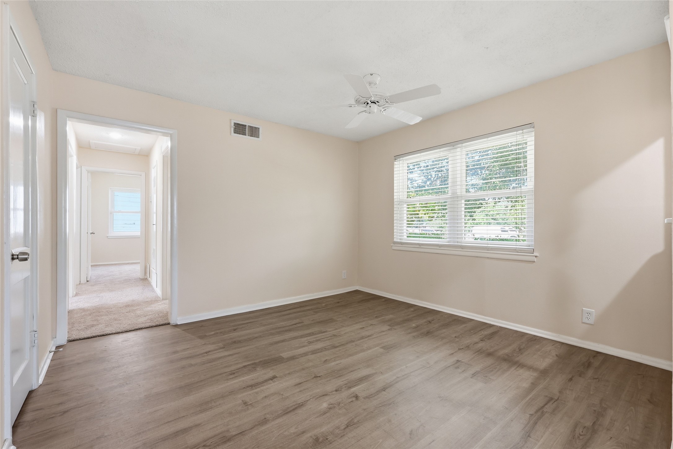 807 Highland Drive Arlington TX 76010