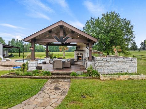 2320 W Highway 11 Pittsburg TX 75686