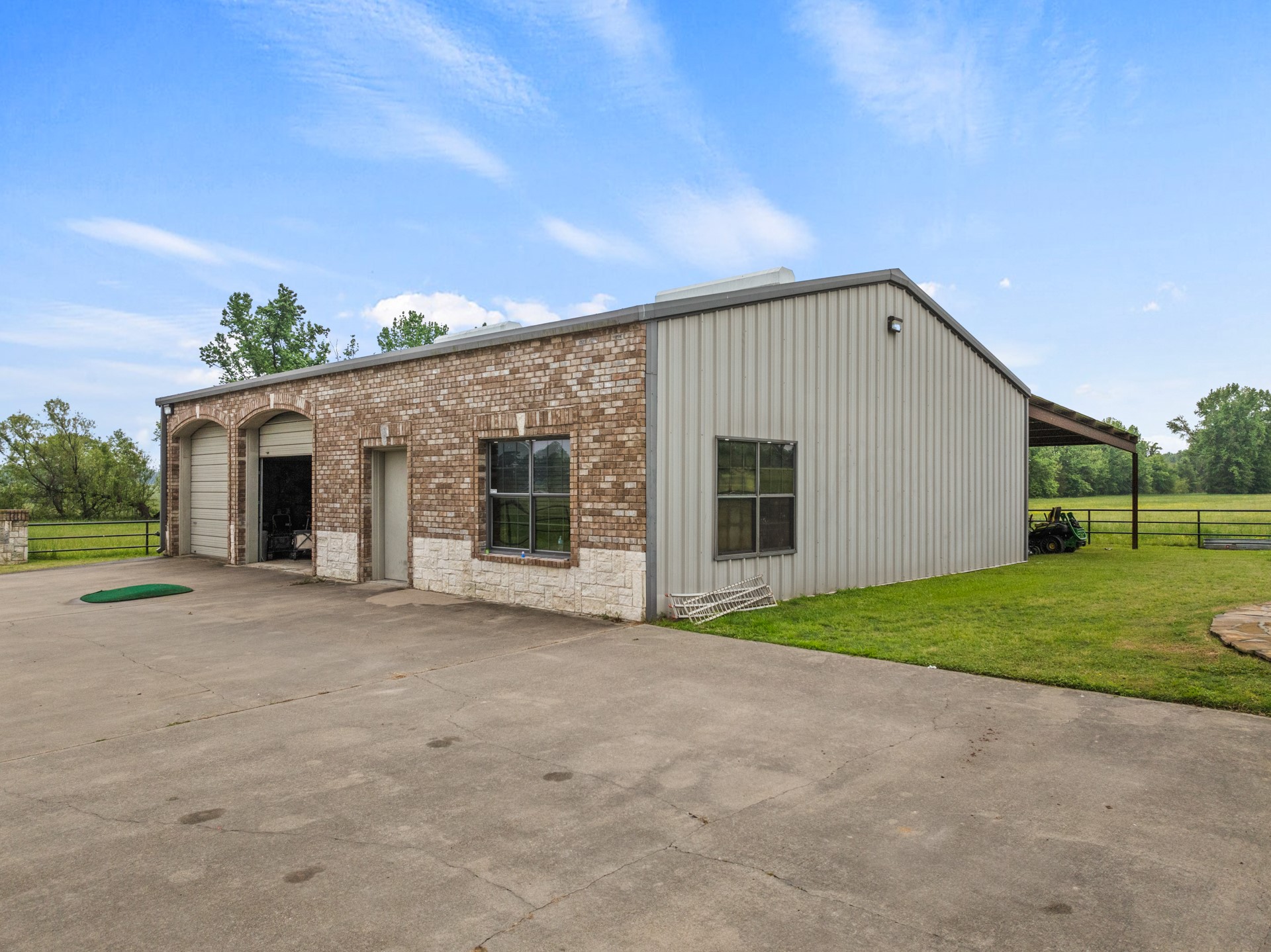 2320 W Highway 11 Pittsburg TX 75686