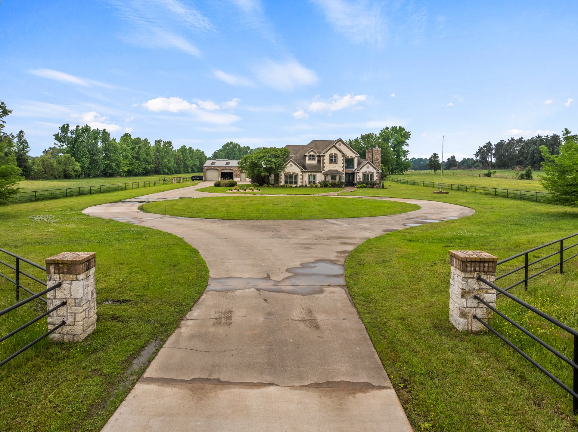 2320 W Highway 11 Pittsburg TX 75686