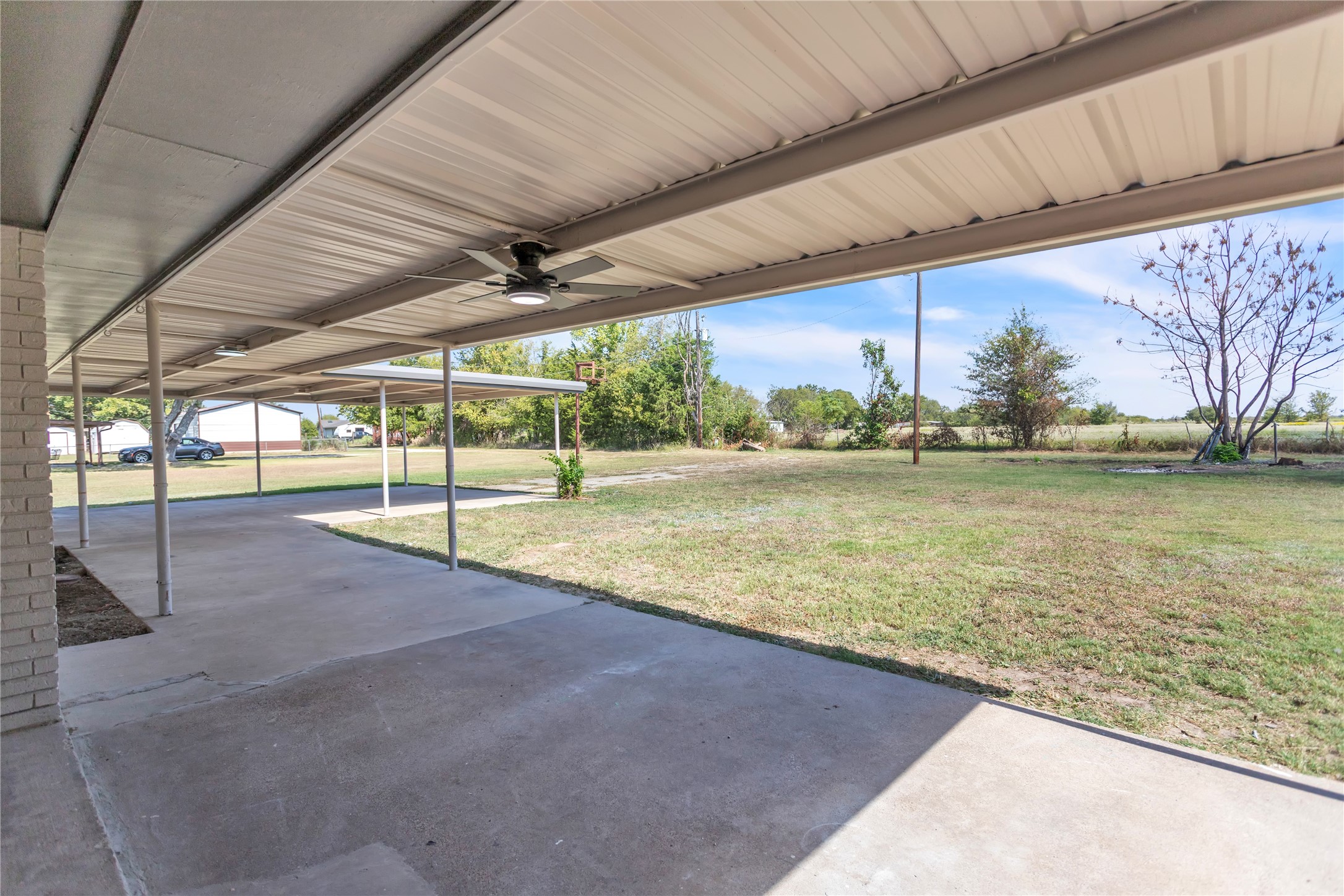 110 Twin Circle Wortham TX 76693