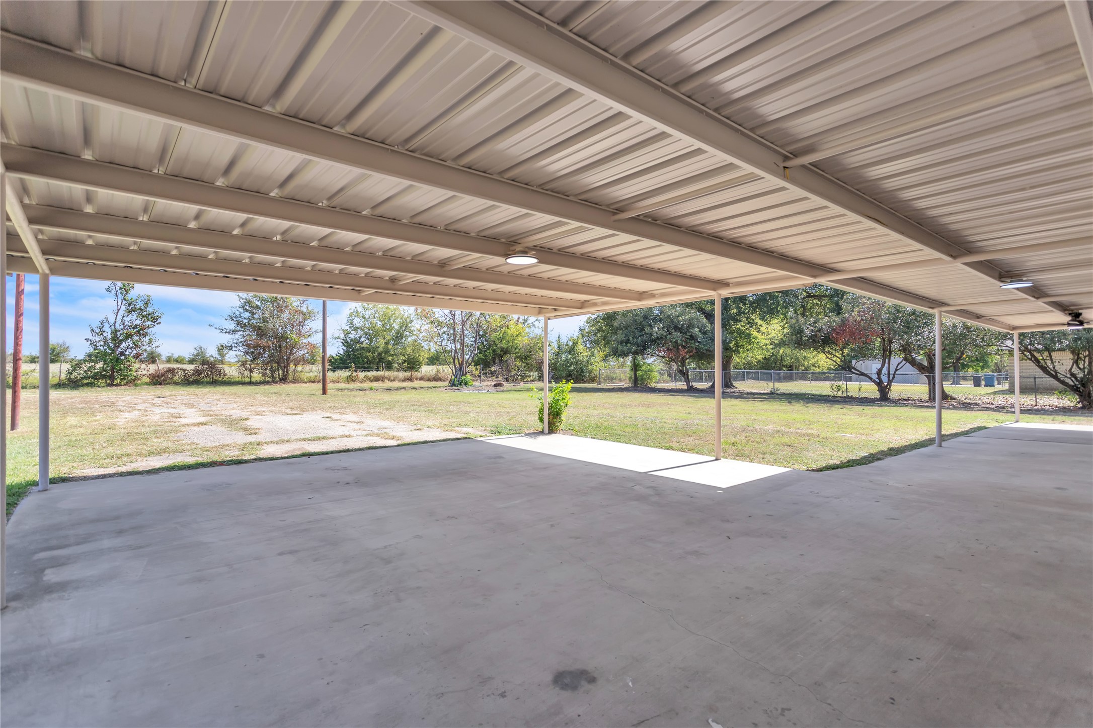110 Twin Circle Wortham TX 76693