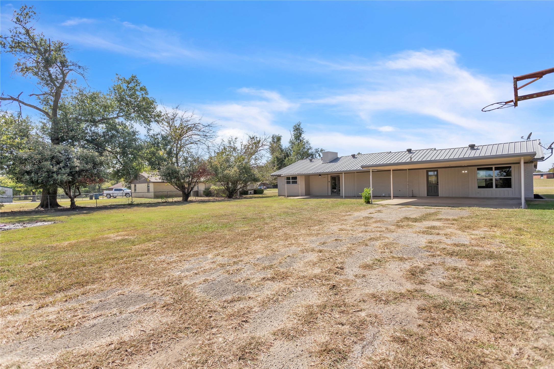 110 Twin Circle Wortham TX 76693