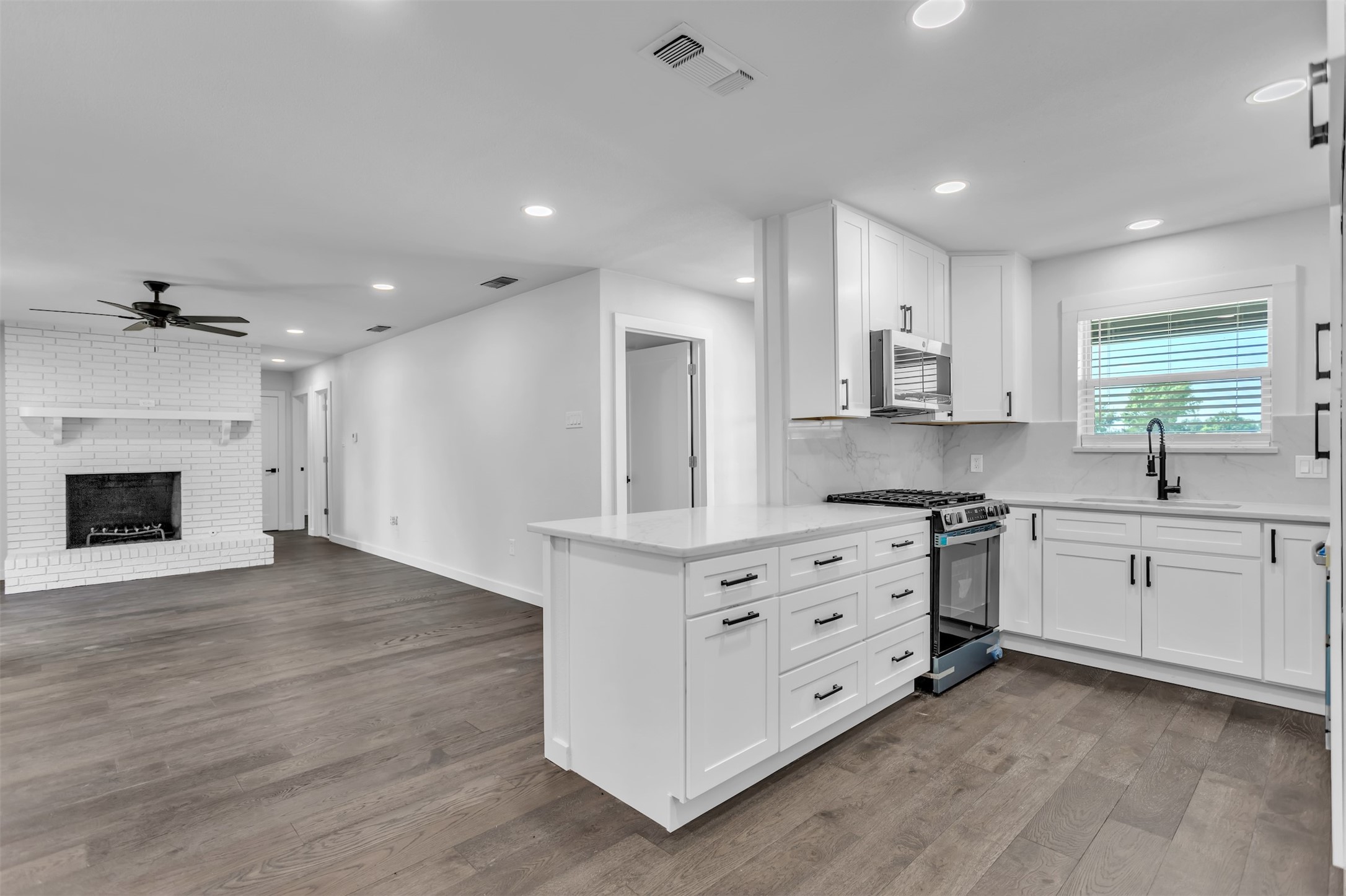 110 Twin Circle Wortham TX 76693
