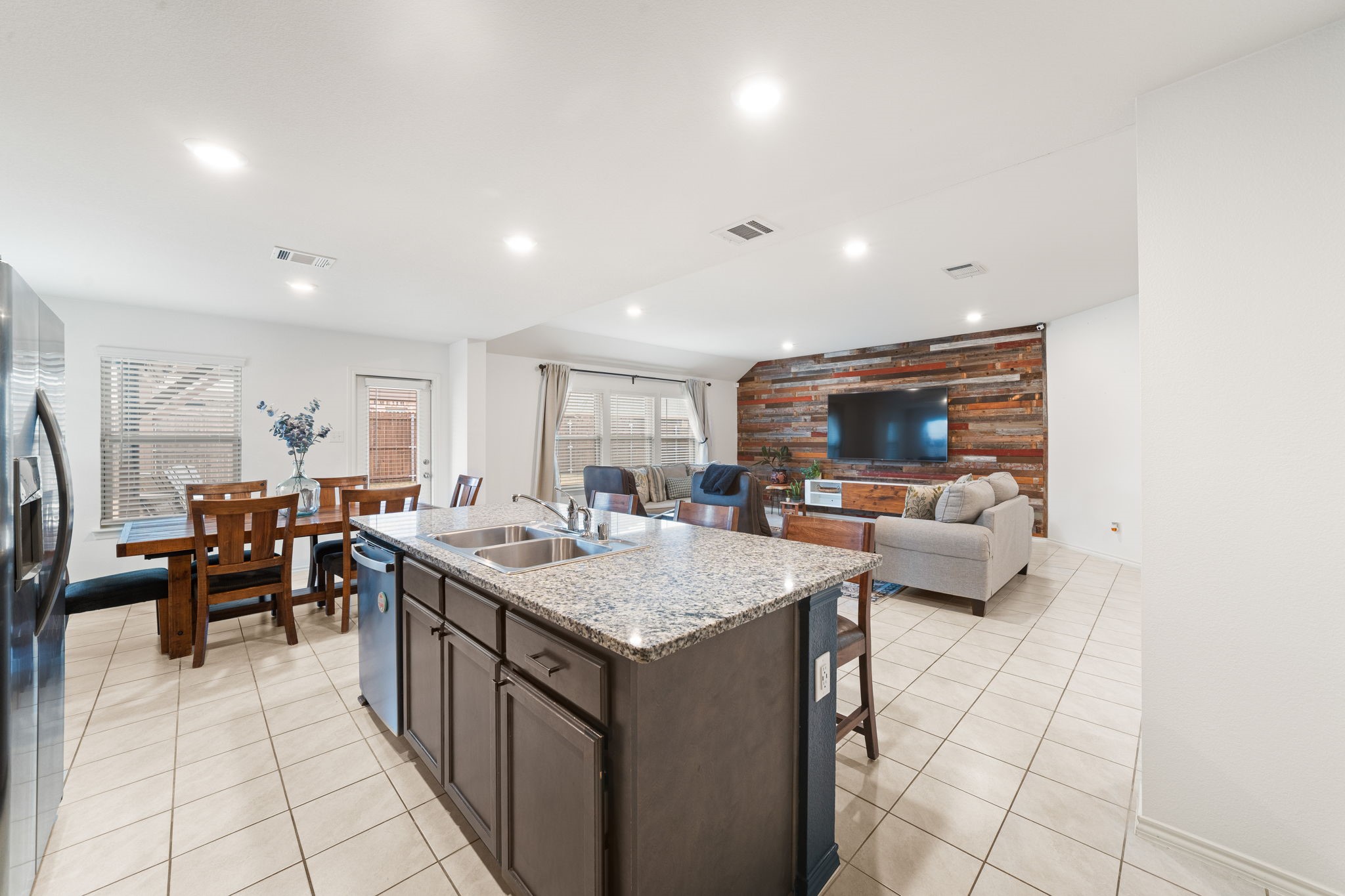 1536 Owen Way Waxahachie TX 75165
