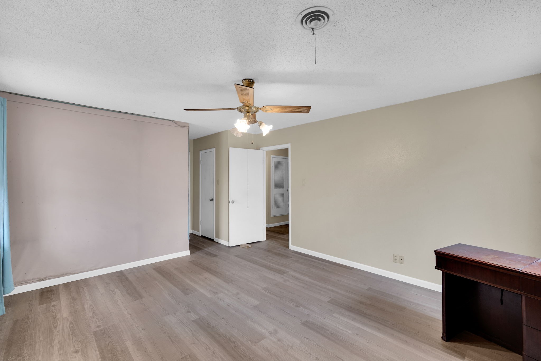1320 Apache Street Arlington TX 76012