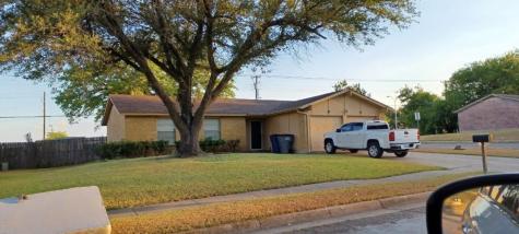 1212 Oakbrook Street Lancaster TX 75134