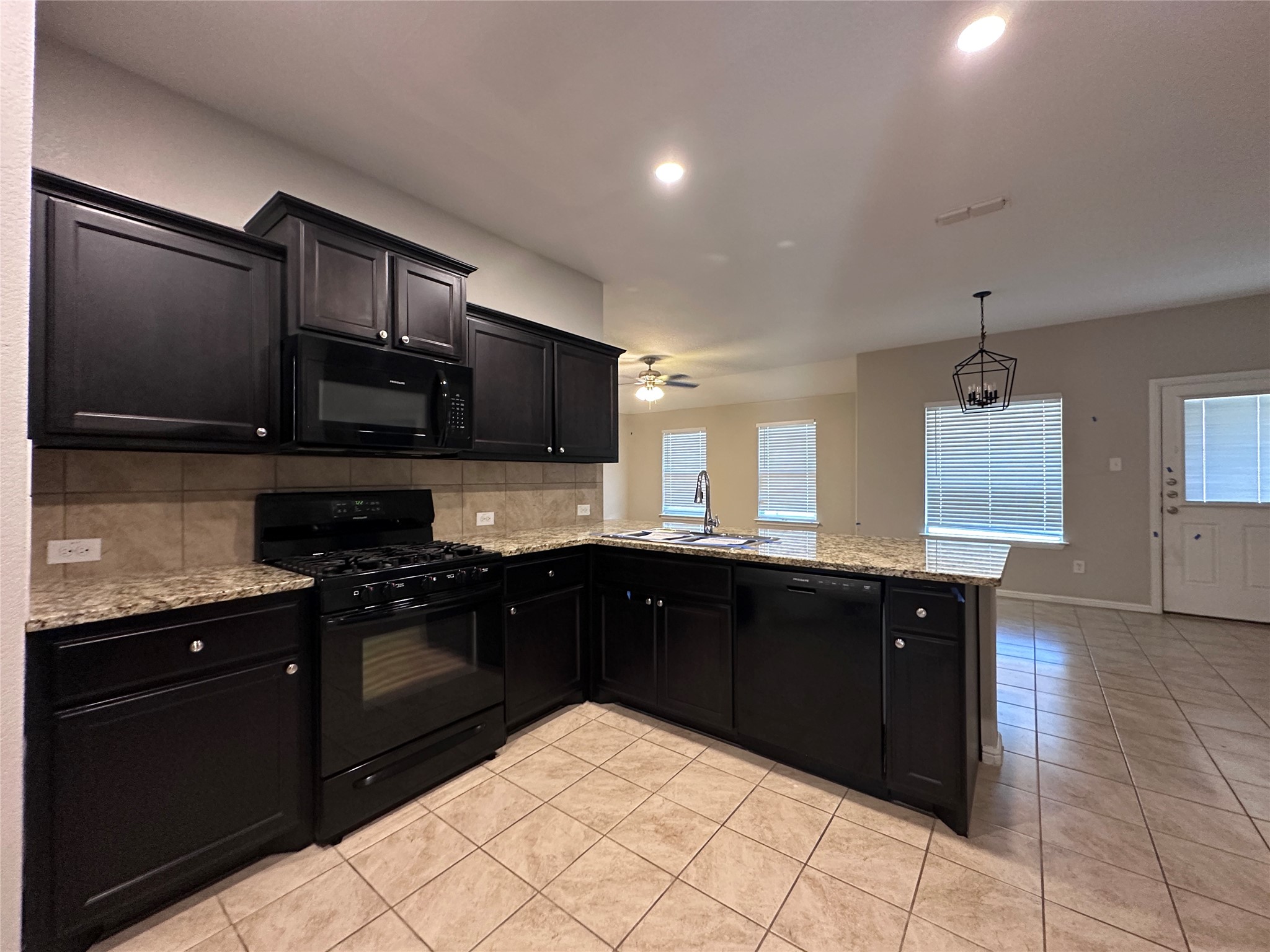 10128 Huntersville Trail Fort Worth TX 76108