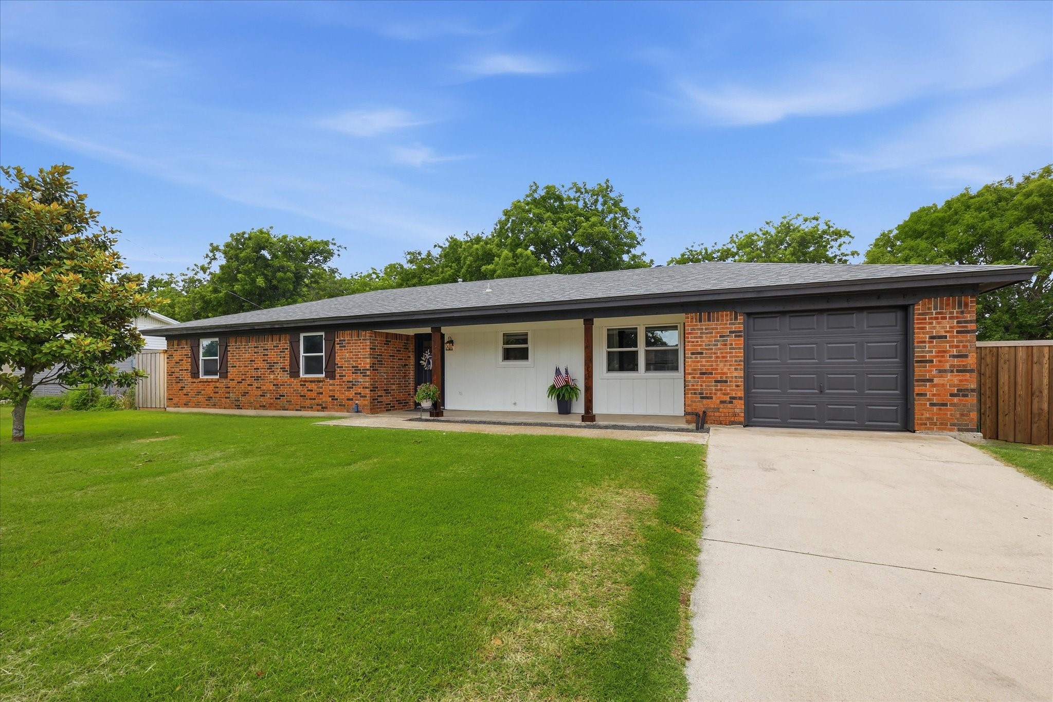 1005 North Miller Decatur TX 76234