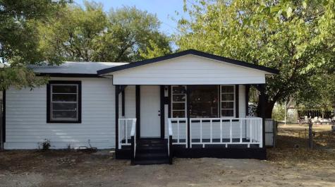 1108 W Spurgeon Street Fort Worth TX 76115