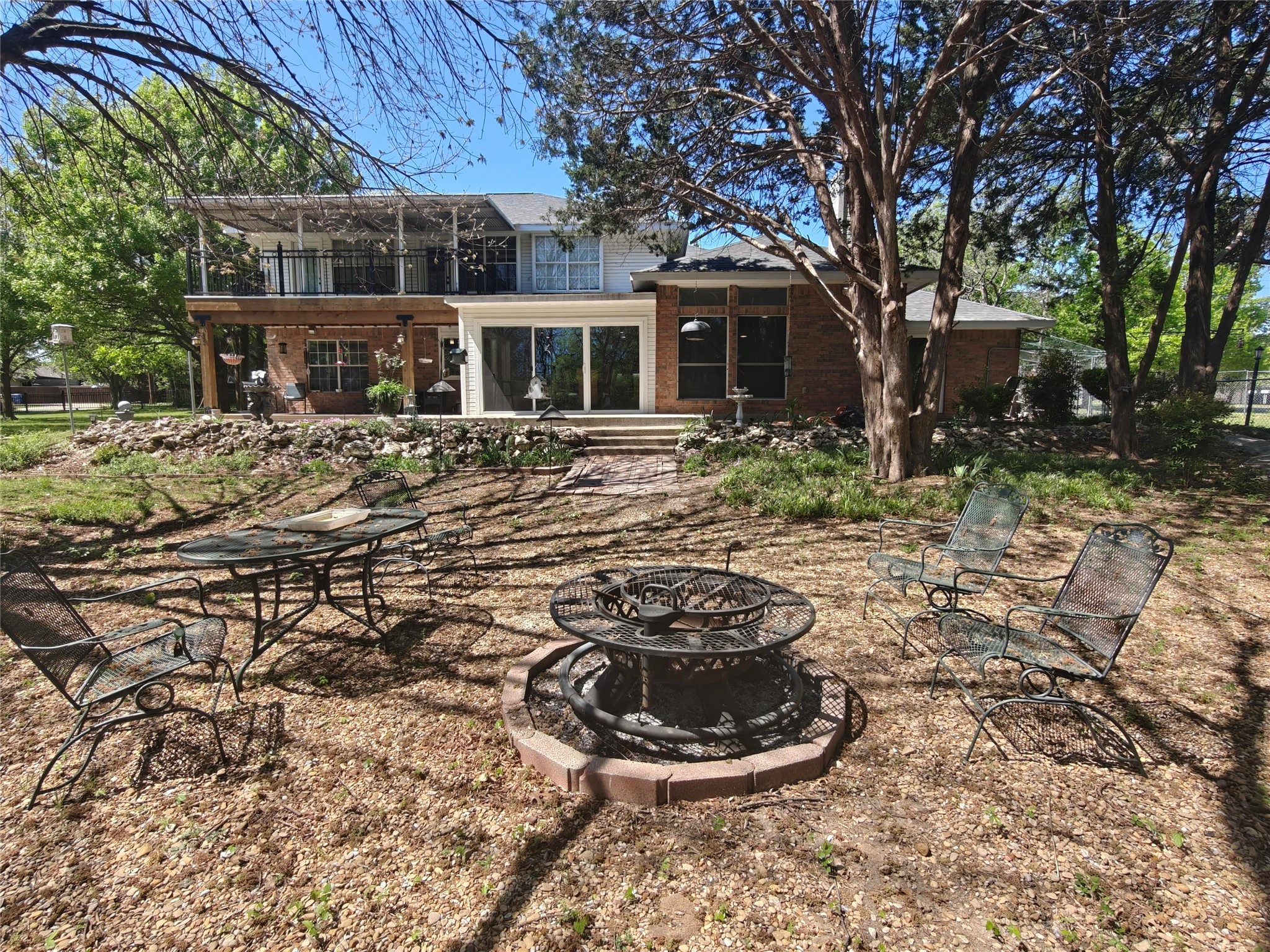 5210 Cliff Haven Drive Dallas TX 75236