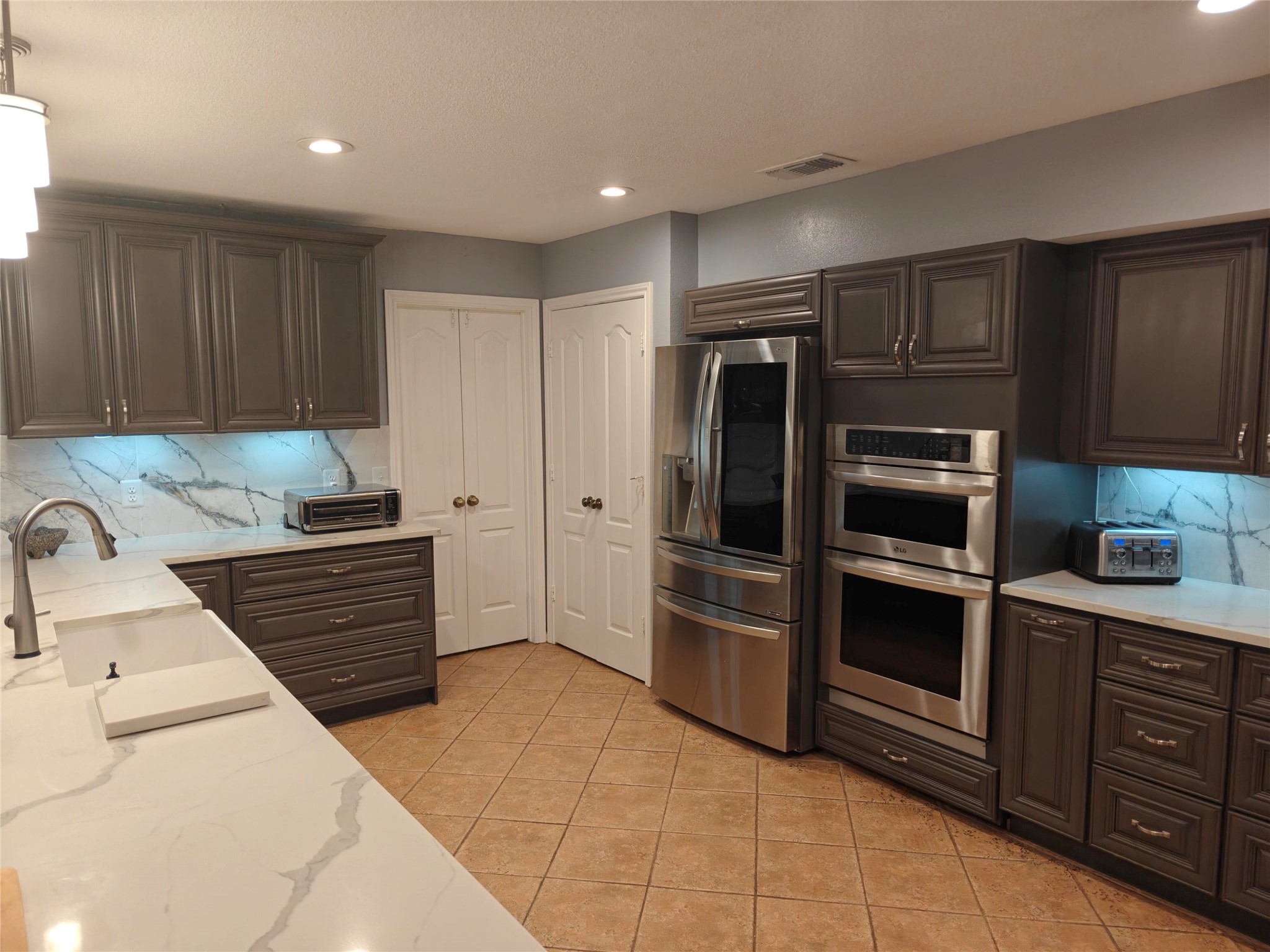 5210 Cliff Haven Drive Dallas TX 75236