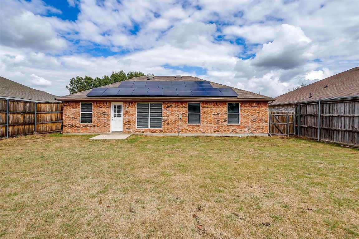 545 Cambridge Drive Saginaw TX 76179