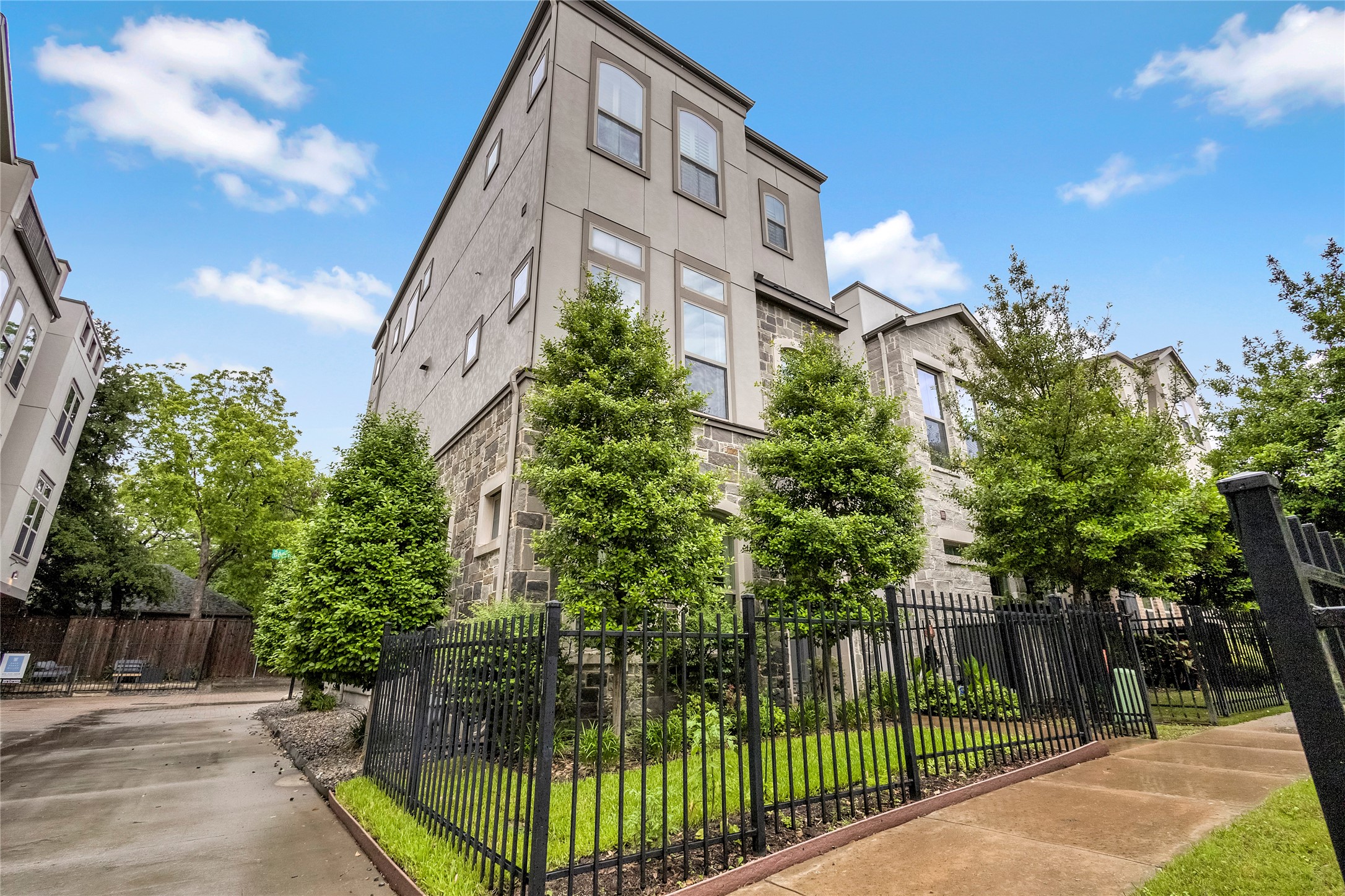 5485 Beecher Street Dallas TX 75209