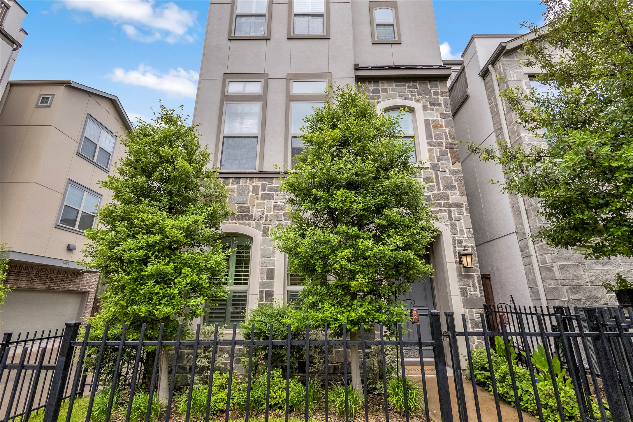 5485 Beecher Street Dallas TX 75209