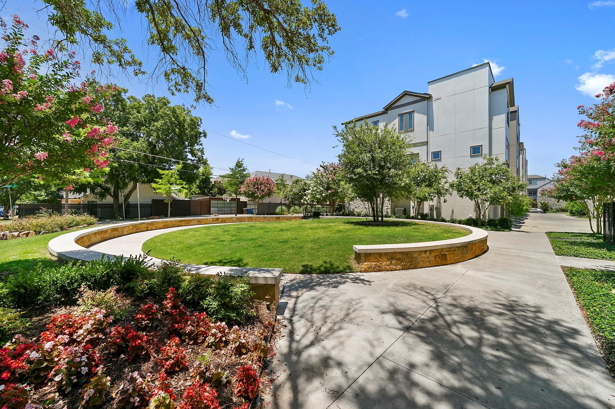 5485 Beecher Street Dallas TX 75209