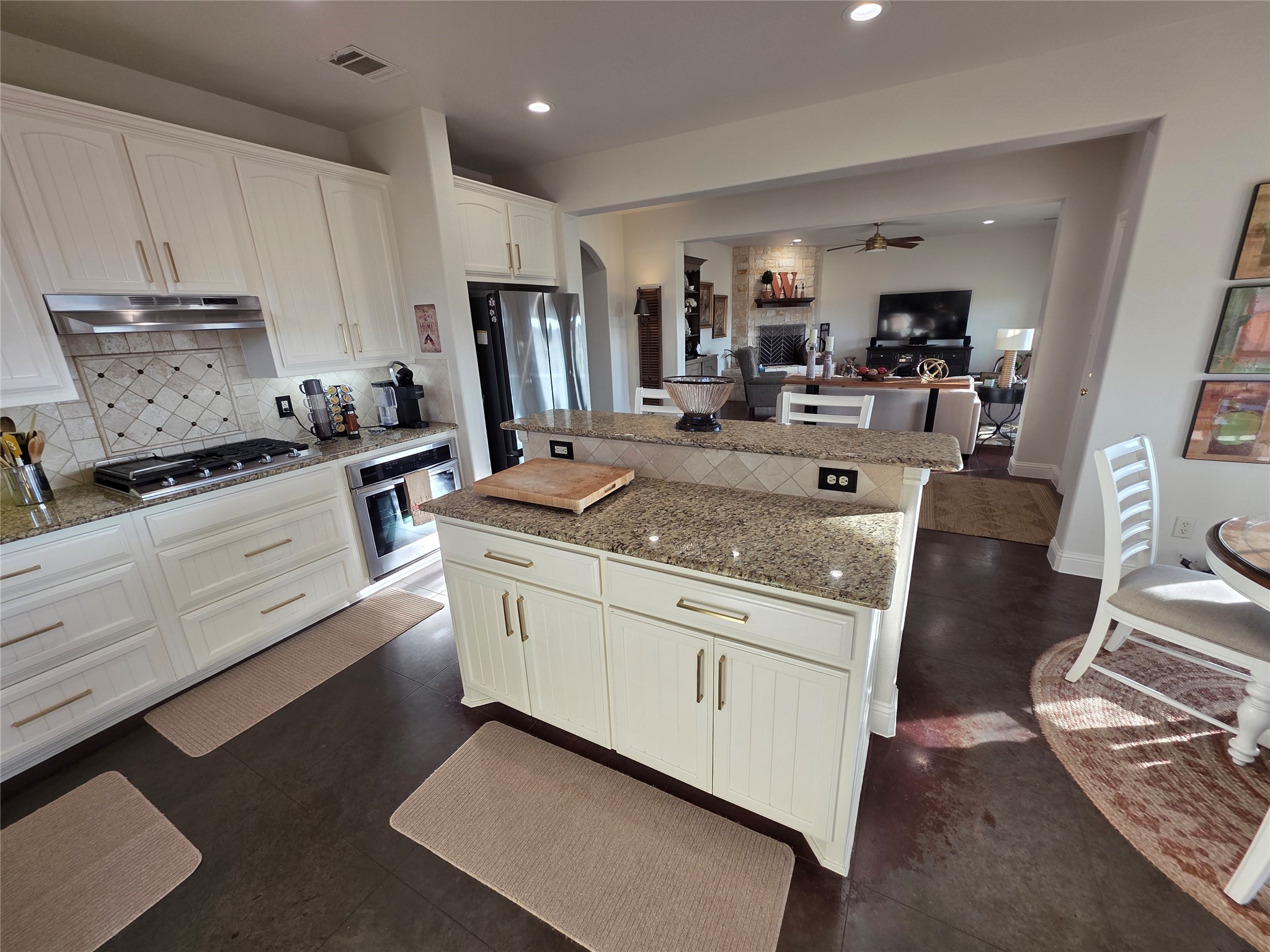 8928 County Road 1232 Godley TX 76044