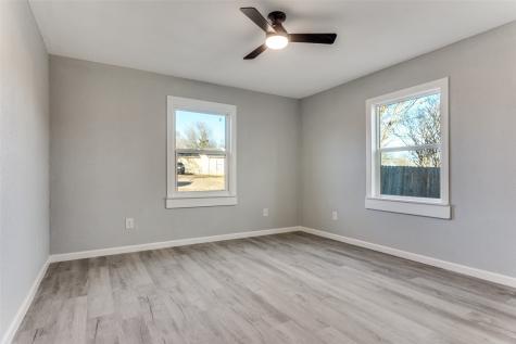 804 Lively Street Bowie TX 76230